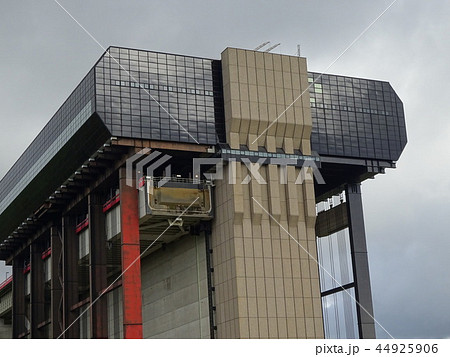 Strepy-Thieu 44925906