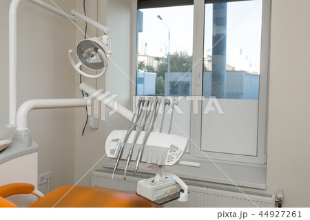 View of modern empty dental surgery 44927261