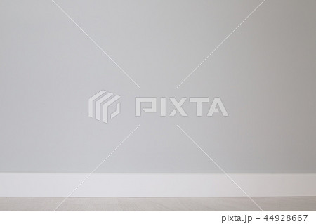 Empty wall and floor background Empty wall and floor background 44928667
