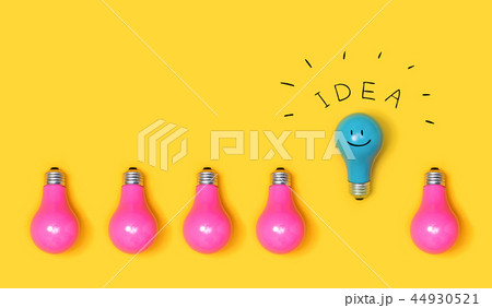 One outstanding idea concept with light bulbs 44930521
