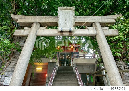 東京都品川区の誕生八幡神社 44933201