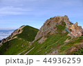 天狗岳に登る登山者 44936259