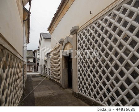 蔵造りの町並み　松本市中町 44936639