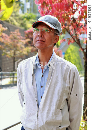 前向きなシニア男性 前向きなシニア男性 44937892