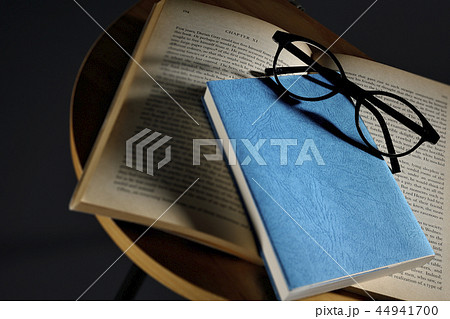 真夜中の読書 真夜中の読書 44941700