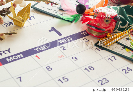 1月 カレンダー お正月 新年 1月 カレンダー お正月 新年 44942122