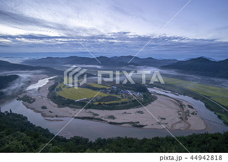 霧 雲 韓国 44942818