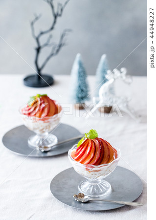 りんごのヨーグルトパフェ りんごのヨーグルトパフェ 44948227