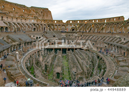 イタリア　コロッセオ 44948889