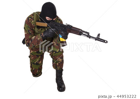 Ukrainian volunteer with kalashnikov rifle 44953222