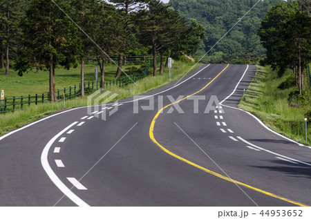 道 車道 自動車 44953652