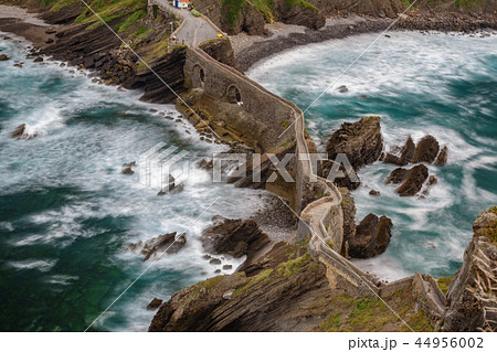 San juan de Gaztelugatxe ascent long exposure 44956002