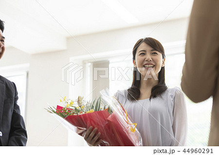 ビジネスウーマン 退職 ビジネスウーマン 退職 44960291