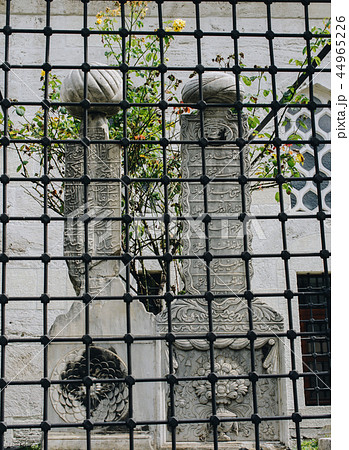 Art on  Ottoman tomb marble  in cemetery 44965226