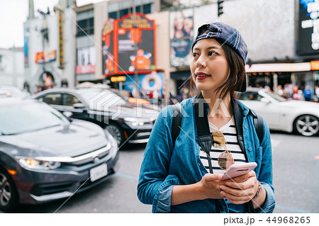 tourist finding shop which is having a big sale 44968265
