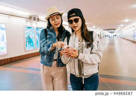 local lady telling traveler the right direction 44968287