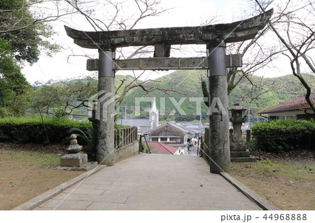 﨑津諏訪神社からの﨑津教会 44968888