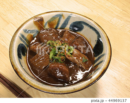 どて煮 名古屋めし 豚ホルモンの八丁味噌煮 どて煮 名古屋めし 豚ホルモンの八丁味噌煮 44969137