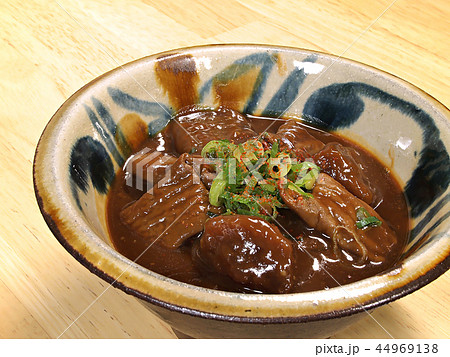 どて煮　名古屋めし　豚ホルモンの八丁味噌煮 44969138