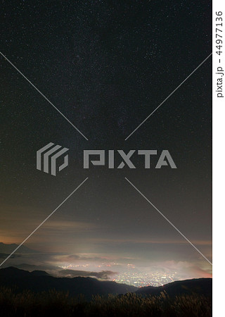 高ボッチ高原　八ヶ岳　諏訪湖　雲海　星景 44977136