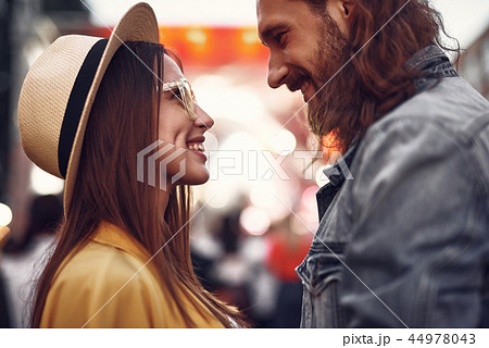 Loving young couple looking at each other and smiling 44978043