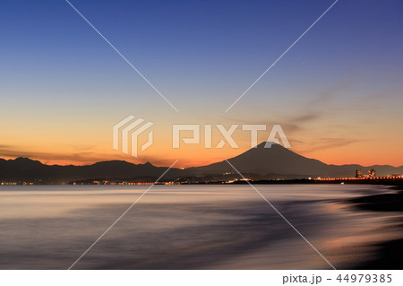 神奈川_湘南の夕景富士 神奈川_湘南の夕景富士 44979385