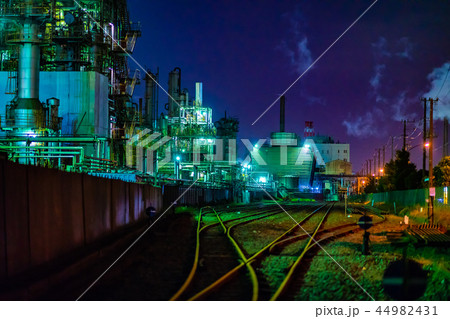 川崎の工業地帯 44982431