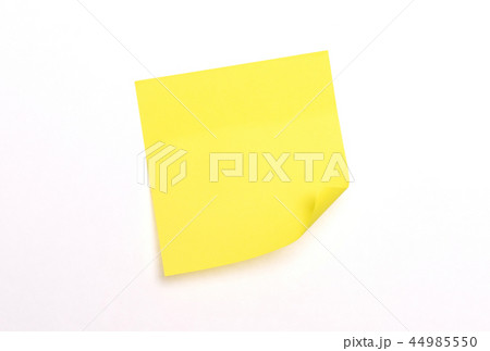 Yellow sticky note 44985550