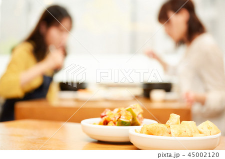 韓国　女子旅　韓国料理　食事 45002120