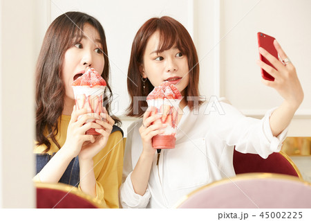 韓国　女子旅　スイーツ 45002225