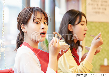 韓国　女子旅　韓国料理　食事 45002417