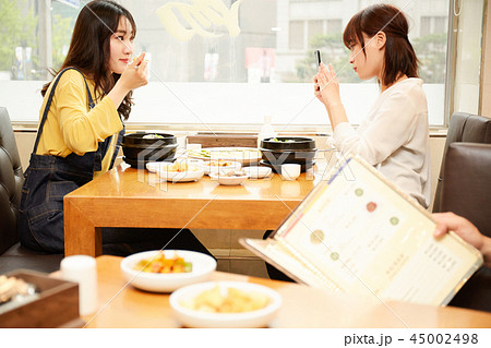 韓国　女子旅　韓国料理　食事 45002498