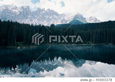 The Karersee lake with reflection of mountains in the Dolomites. 45003378