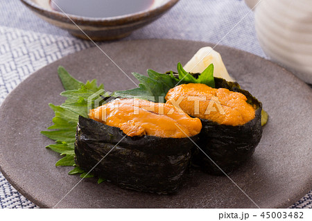 うにの軍艦巻き 45003482