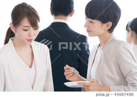 ビジネスパーティ 45007490