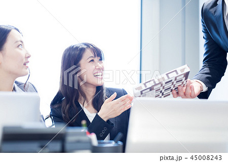 ビジネスシーン ビジネスシーン 45008243