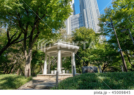 東京都新宿区の旧淀橋浄水場六角堂 45009845