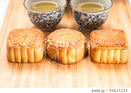 Mid-Autumn Festival moon cake on white background 45015222