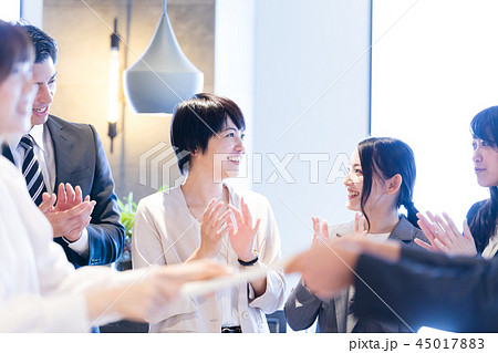 ビジネスシーン ビジネスシーン 45017883