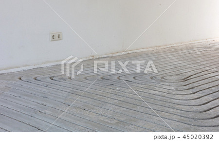 Milling in concrete floor Milling in concrete floor 45020392