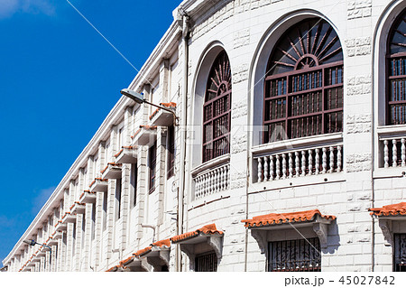 Beautiful colonial building in Cartagena de Indias Beautiful colonial building in Cartagena de Indias 45027842