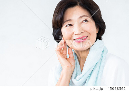 シニアの女性 45028562