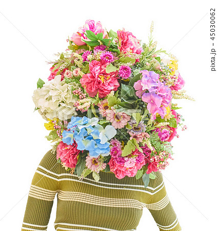 Mannequin with a bouquet of flowers 45030062
