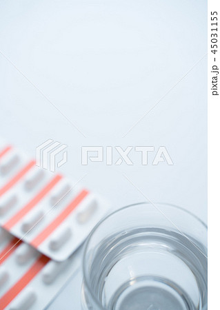 薬　OTC,OTC類似薬,オーバードーズ 45031155