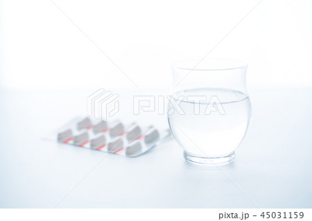 薬　OTC,OTC類似薬,オーバードーズ 45031159