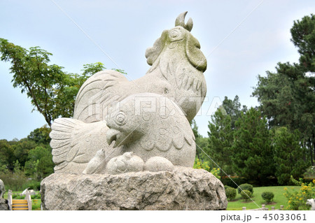 sculpture representing a chinese zodiacal sign 45033061