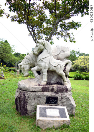 sculpture representing a chinese zodiacal sign sculpture representing a chinese zodiacal sign 45033067
