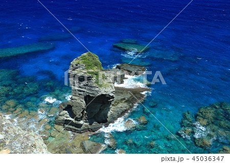 与那国島の立神岩の写真素材