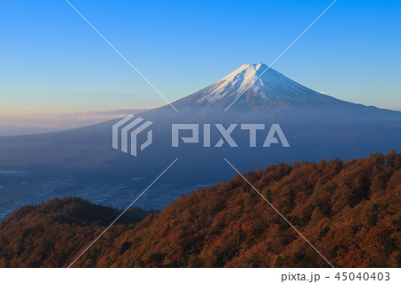 夜明けの富士山　三ッ峠 45040403