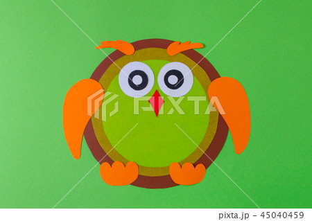 diy owl with color paper, brown yellow and orange color on green diy owl with color paper, brown yellow and orange color on green 45040459
